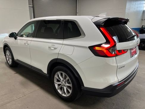 Used 2023 Honda CR-V EX image 4