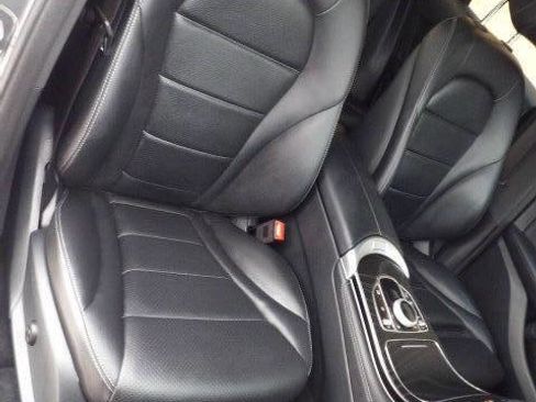 Used 2019 Mercedes-Benz GLC 350e 4MATIC image 22