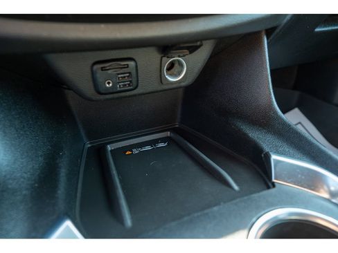 Used 2022 Chevrolet Traverse Premier w/ Redline Edition FWD image 29