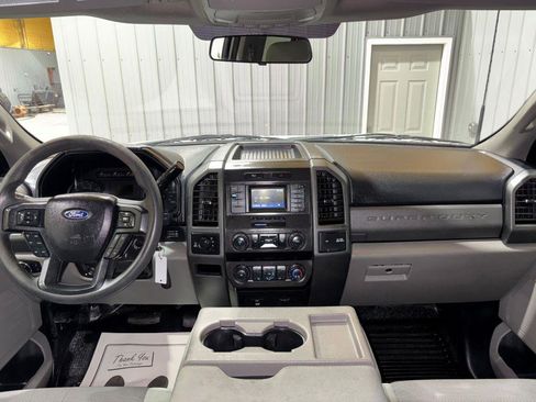 Used 2019 Ford F250 XL w/ Power Equipment Group image 17