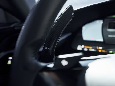 Used 2022 Ferrari SF90 Stradale image 57