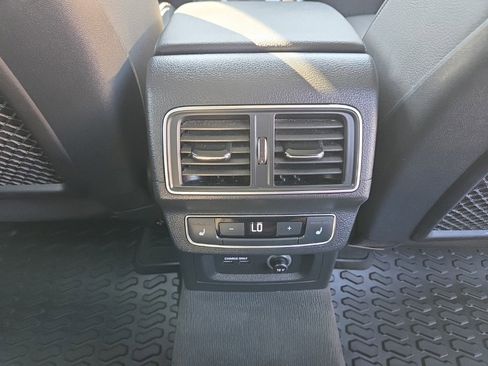 Used 2019 Audi Q5 2.0T Premium Plus w/ Premium Plus Package image 24