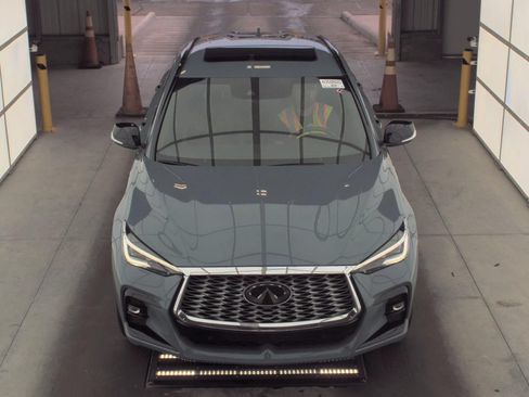 Certified 2025 INFINITI QX55 Essential AWD/4WD image 6