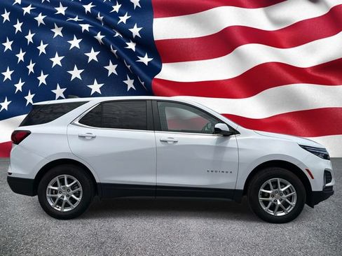 Used 2024 Chevrolet Equinox LT AWD/4WD image 4