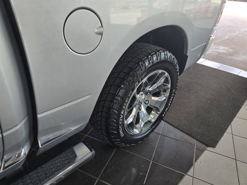 Used 2017 RAM 1500 Limited image 38