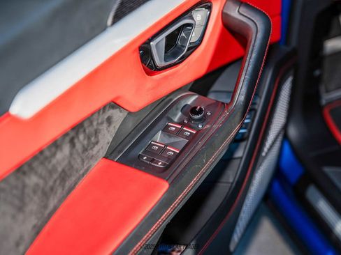 Used 2019 Lamborghini Urus image 52