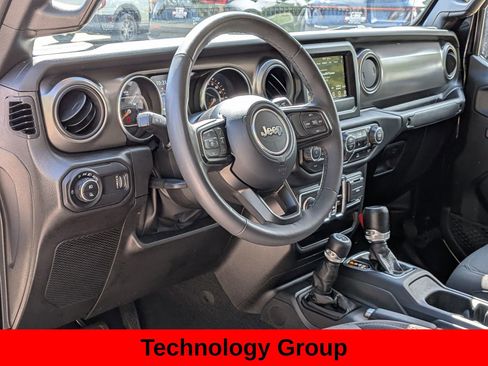 Used 2023 Jeep Gladiator Sport AWD/4WD image 14
