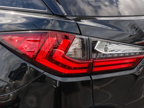 Used 2021 Lexus RX 350L FWD w/ Premium Package image 9