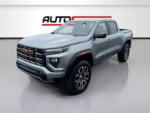 Used 2024 GMC Canyon AT4 w/ Canyon Safety Plus Package AWD/4WD image 3