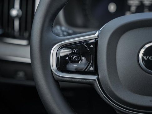 New 2026 Volvo XC90 B6 Ultra w/ Protection Package image 28