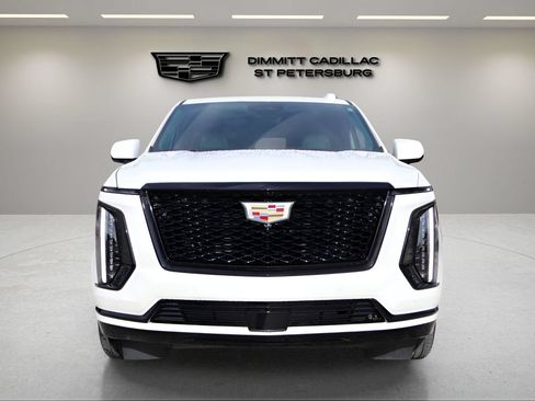 Certified 2025 Cadillac Escalade Sport Platinum AWD/4WD image 8