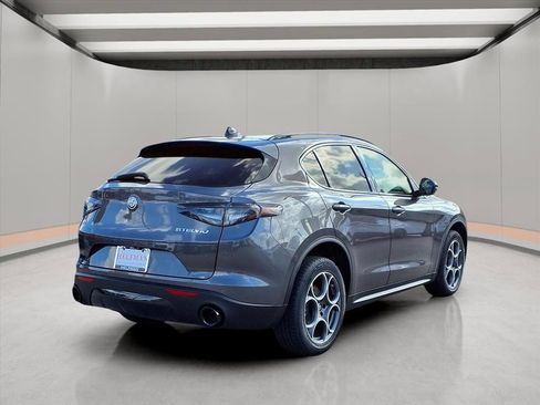 New 2025 Alfa Romeo Stelvio Sprint w/ Convenience Package AWD/4WD image 6