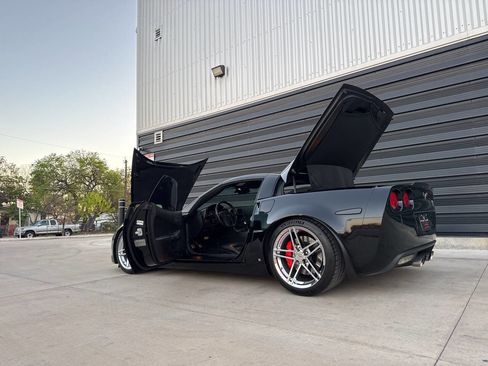Used 2007 Chevrolet Corvette Z06 w/ Preferred Equipment Group image 27