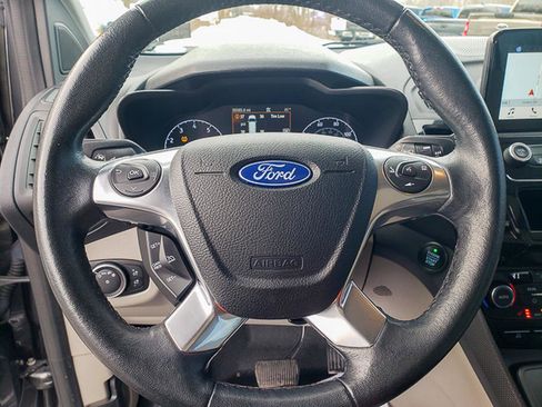 Used 2020 Ford Transit Connect Titanium image 15