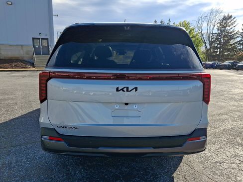 New 2026 Kia Carnival SX Prestige FWD image 7
