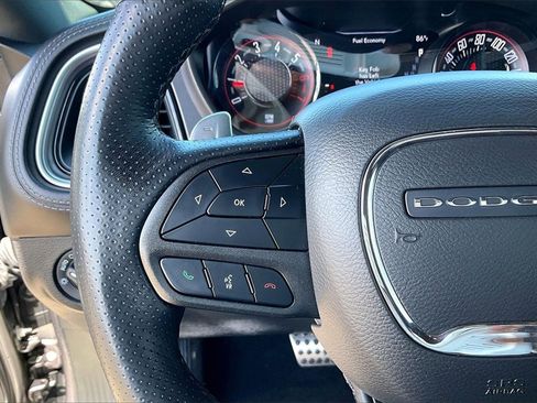 Used 2022 Dodge Challenger R/T w/ Plus Package image 8
