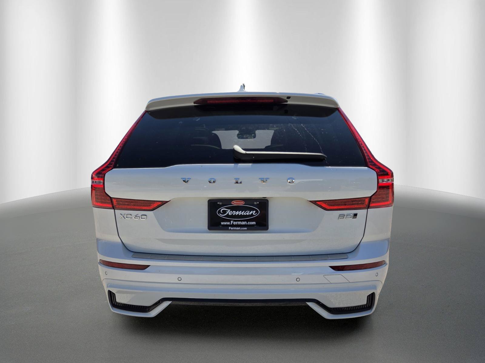 Used 2025 Volvo XC60 B5 Ultra w/ Protection Package Premier AWD/4WD image 6