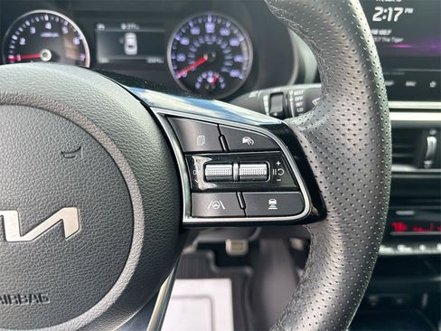 Used 2024 Kia Forte GT-Line w/ GT-Line Premium Package image 18