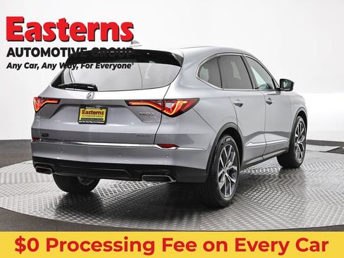 Used 2023 Acura MDX SH-AWD w/ Technology Package image 5