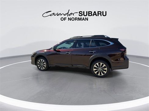 Used 2025 Subaru Outback Touring XT image 6