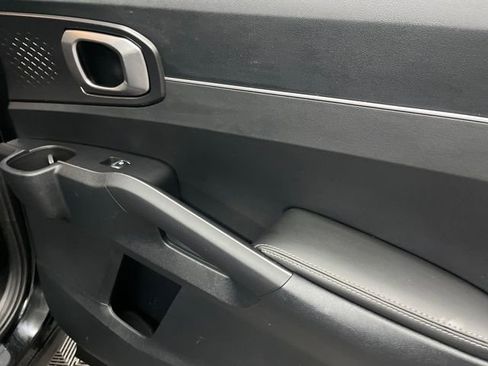 Certified 2022 Kia Sorento S image 29