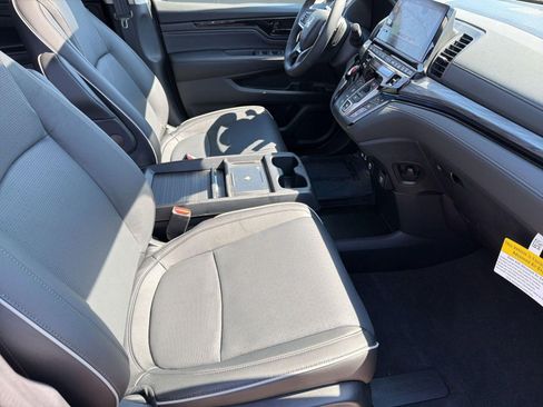 New 2026 Honda Odyssey Elite image 30