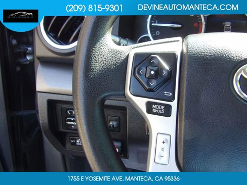 Used 2014 Toyota Tundra SR5 w/ SR5 Upgrade Package image 18