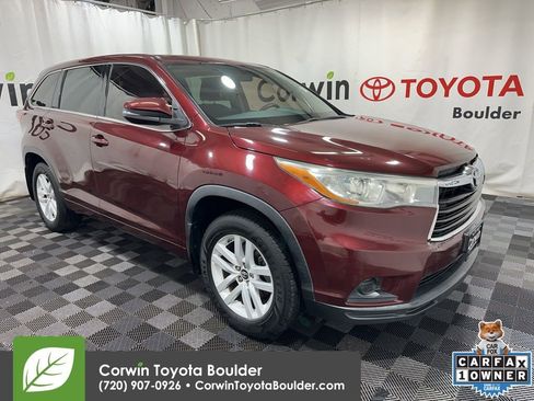 Used 2016 Toyota Highlander LE image 1