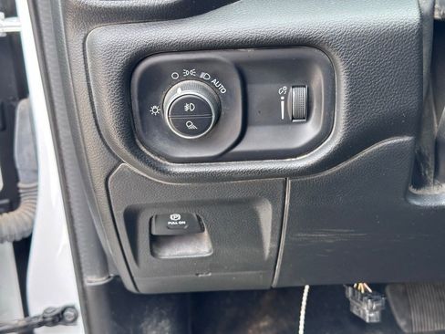 Used 2023 RAM 1500 Big Horn AWD/4WD image 23