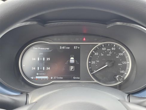 New 2025 Nissan Versa SV w/ Trunk Package image 18