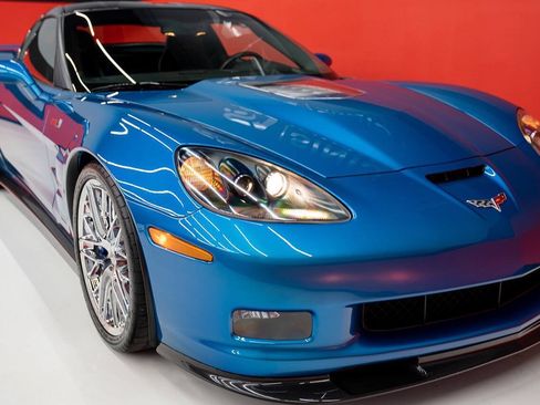 Used 2011 Chevrolet Corvette ZR1 w/ Preferred Equipment Group RWD image 54