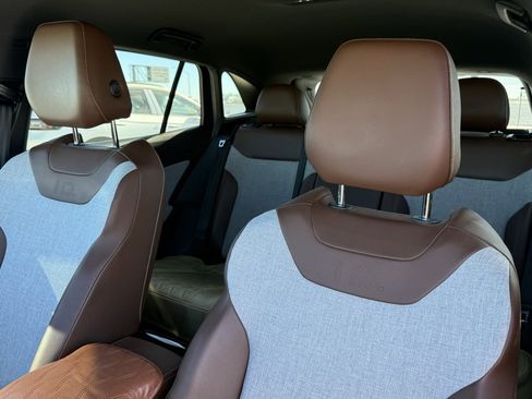 Used 2023 Volkswagen ID.4 Pro image 12