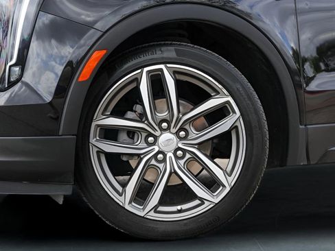 Used 2023 Cadillac XT4 Sport image 4