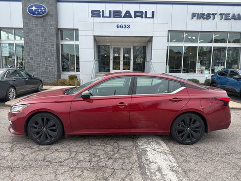 Used 2020 Nissan Altima 2.5 SR image 2