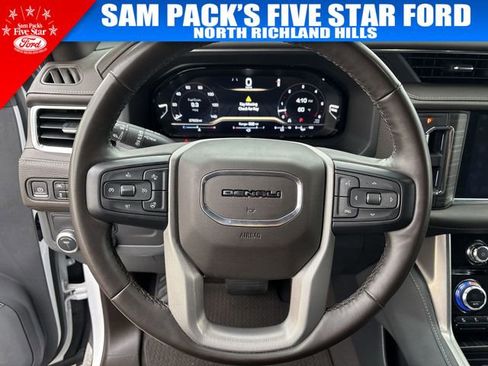 Used 2023 GMC Yukon XL Denali image 23