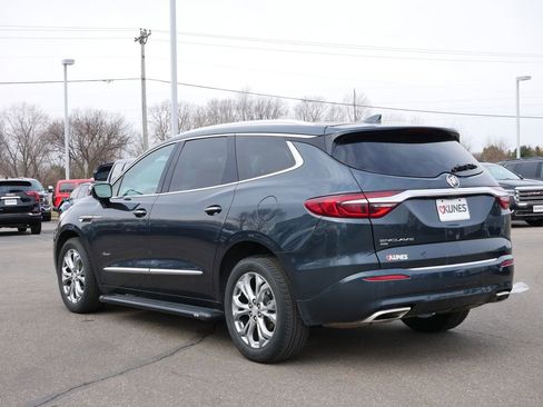 Used 2021 Buick Enclave Avenir w/ Avenir Technology Package AWD/4WD image 8