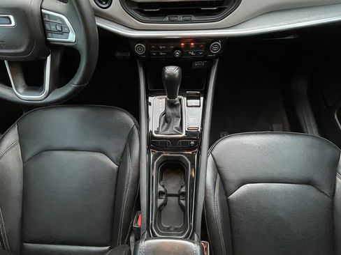 Used 2024 Jeep Compass Limited image 19