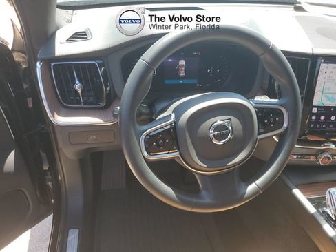 Certified 2023 Volvo XC60 B5 Ultimate w/ Climate Package AWD/4WD image 18
