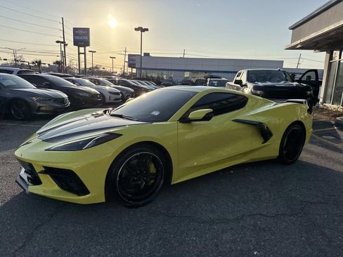 Used 2020 Chevrolet Corvette Stingray Premium Cpe w/ 3LT Preferred Equipment Group image 4