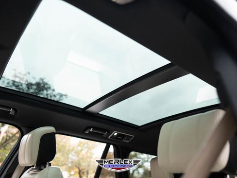 Used 2018 Land Rover Range Rover Supercharged image 40