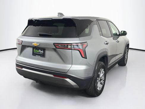 Used 2025 Chevrolet Equinox LT FWD image 7