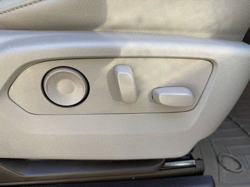 Used 2024 GMC Sierra 1500 SLT w/ SLT Premium Plus Package image 35