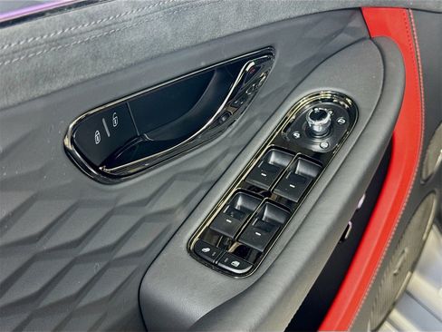 Used 2025 Bentley Continental GT Speed image 18