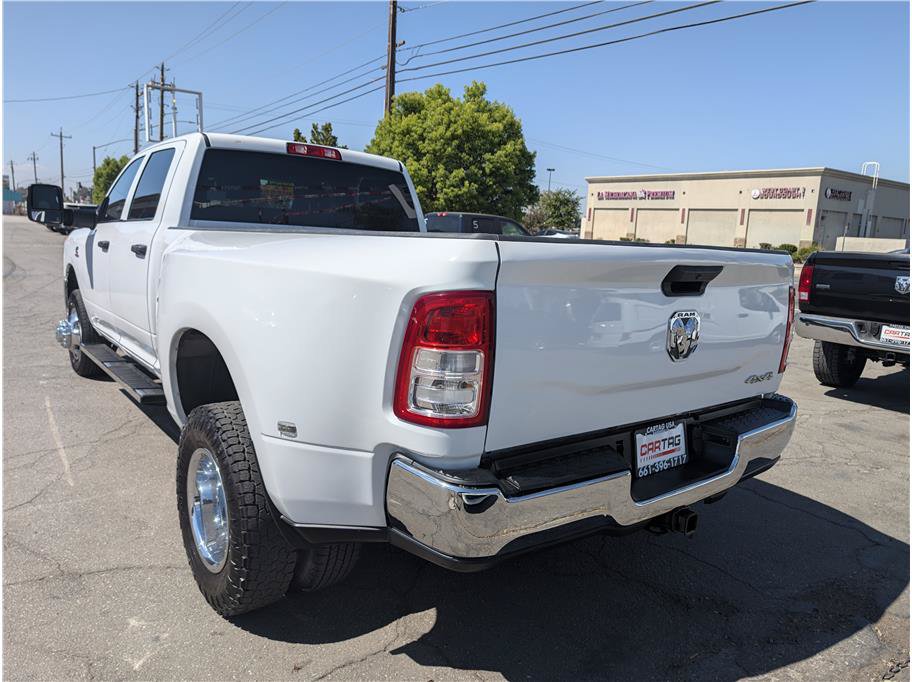 Used 2024 RAM 3500 Tradesman w/ Chrome Appearance Group AWD/4WD image 16