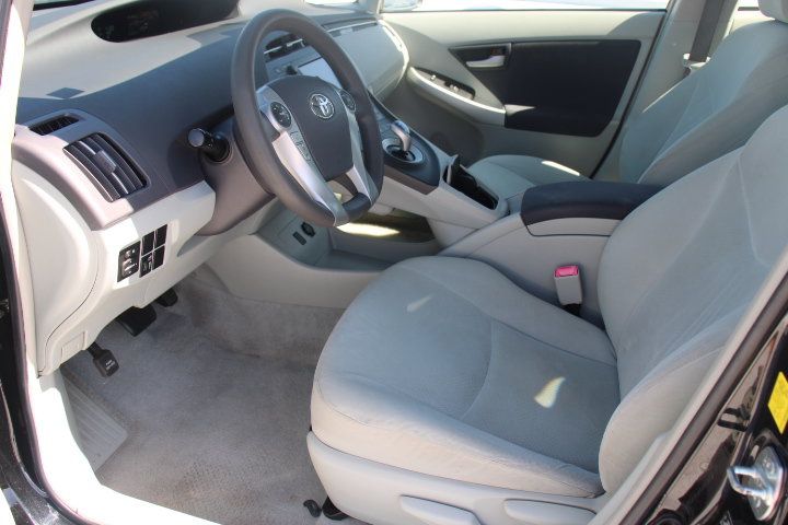Used 2010 Toyota Prius Three FWD image 11