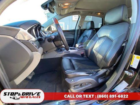 Used 2010 Cadillac SRX Performance image 17
