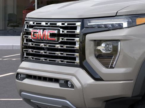 New 2026 GMC Canyon Denali AWD/4WD image 13