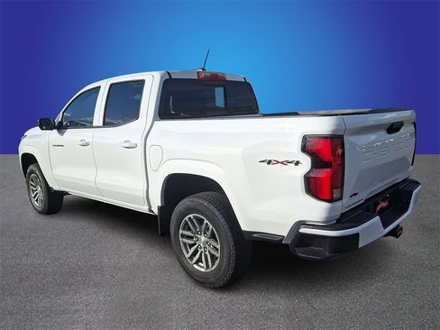 New 2025 Chevrolet Colorado LT w/ LT Convenience Package image 4