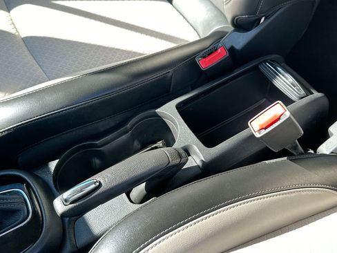 Used 2022 Buick Encore Preferred w/ Safety Package image 20