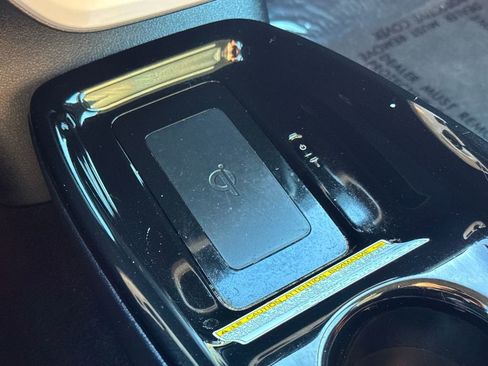 Used 2017 Toyota Prius Three Touring image 25